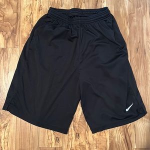 Men’s Nike Dri Fit shorts size small